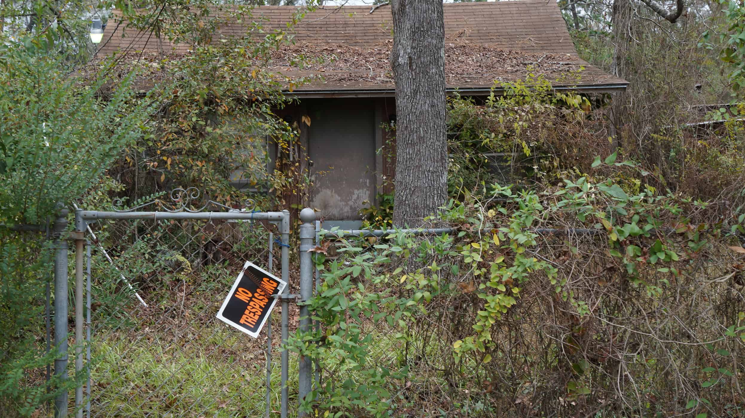 An abandon house